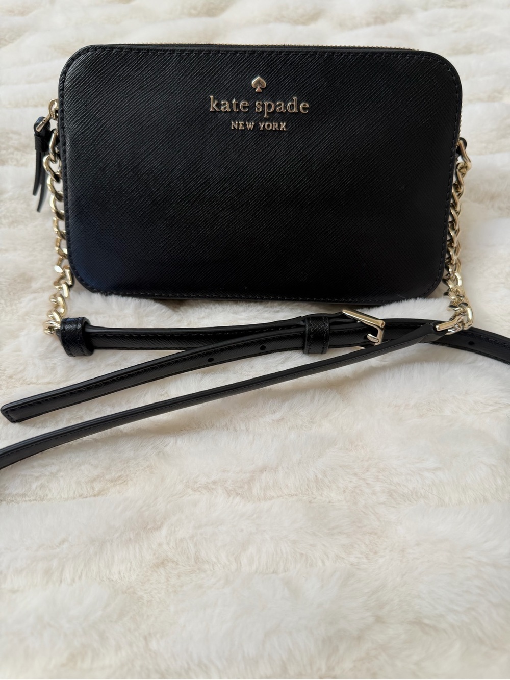 kate spade Black Leather Crossbody with Gold Chain EUC